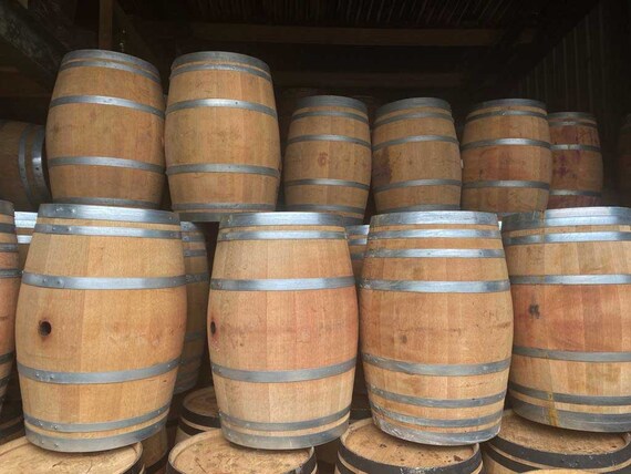 Barril de vino 55 galones ideal para mesas características | Etsy España