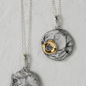 Collier de protection pour femme, cadeau de mariage en porcelaine, breloque élégante en argent, décoration dorée, pendentif en céramique, anniversaire de poterie
