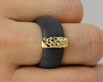 Ceramic ring matte black porcelain jewelry gold plated luxurious statement large bold cocktail ring midi two tone handmade anxiety jewellery