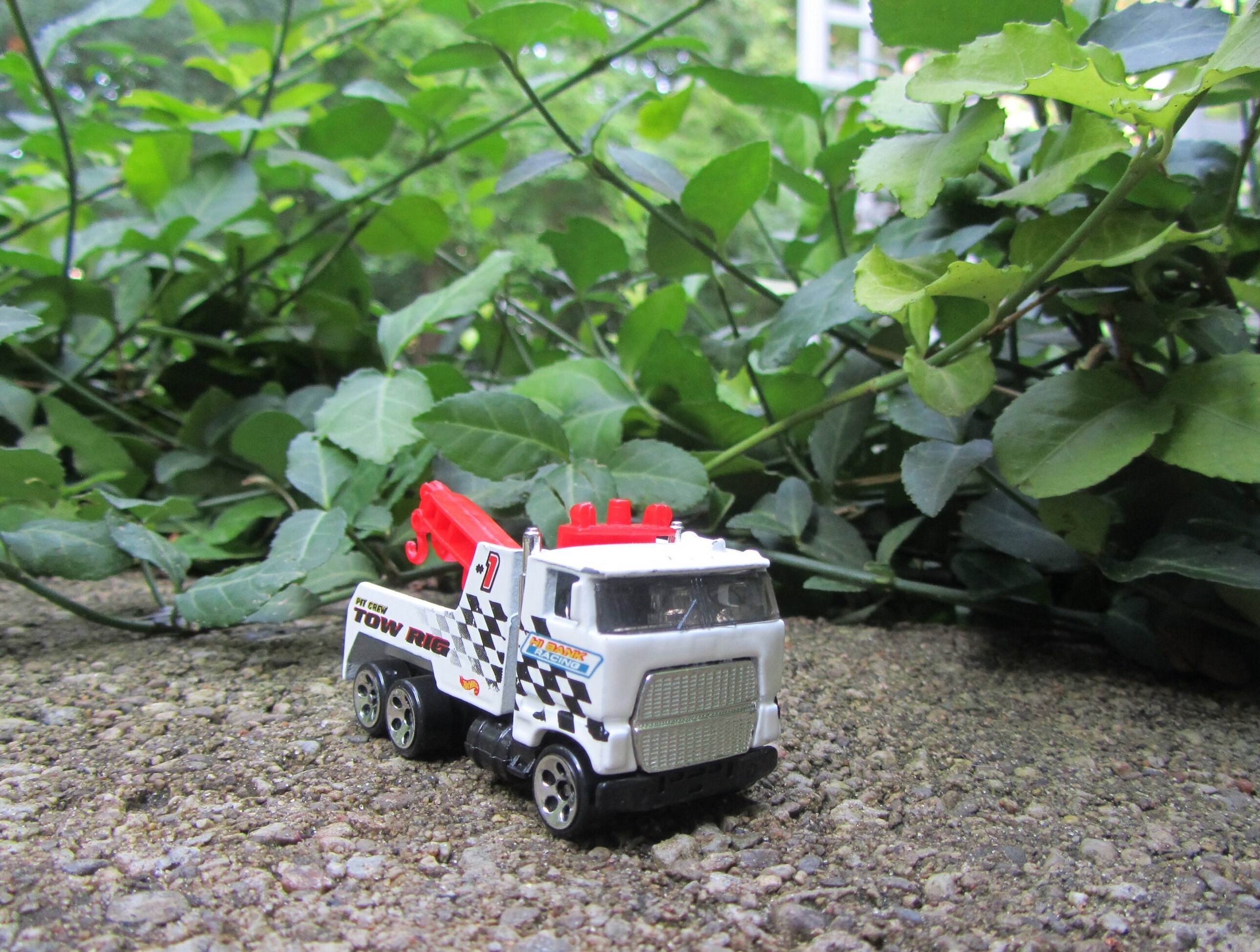 Hot Wheels Tow Truck Pit Crew hi Bank Racing Etsy
