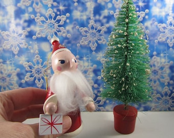 Wooden Santa Ornament Christmas Decoration Made in Taiwan