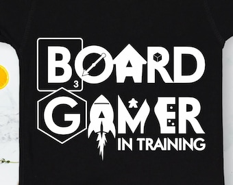 Board Gamer in Training Baby Onesies / Body infantili / regalo divertente tutina per bambini per i nuovi genitori, regali infantili genitore giocatore da tavolo