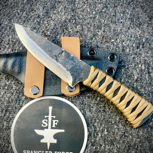 Forged Belt Knife- Tan Paracord