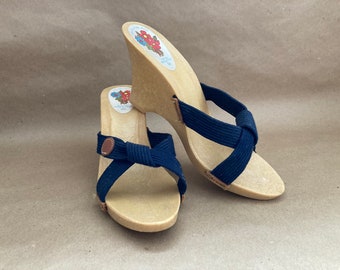 70s navy and beige plastic wedge heels made in Italy, size 9, 3.5" heel