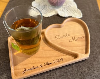 Your desired engraving on a snack bowl tray with a heart made of beech wood - great gift idea for Easter, Mother's Day or for a friend