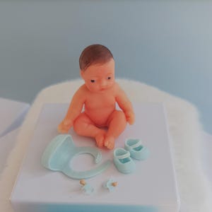 Miniatur Puppenzubehör, Lätzchen, Schuhe und passende Dummies