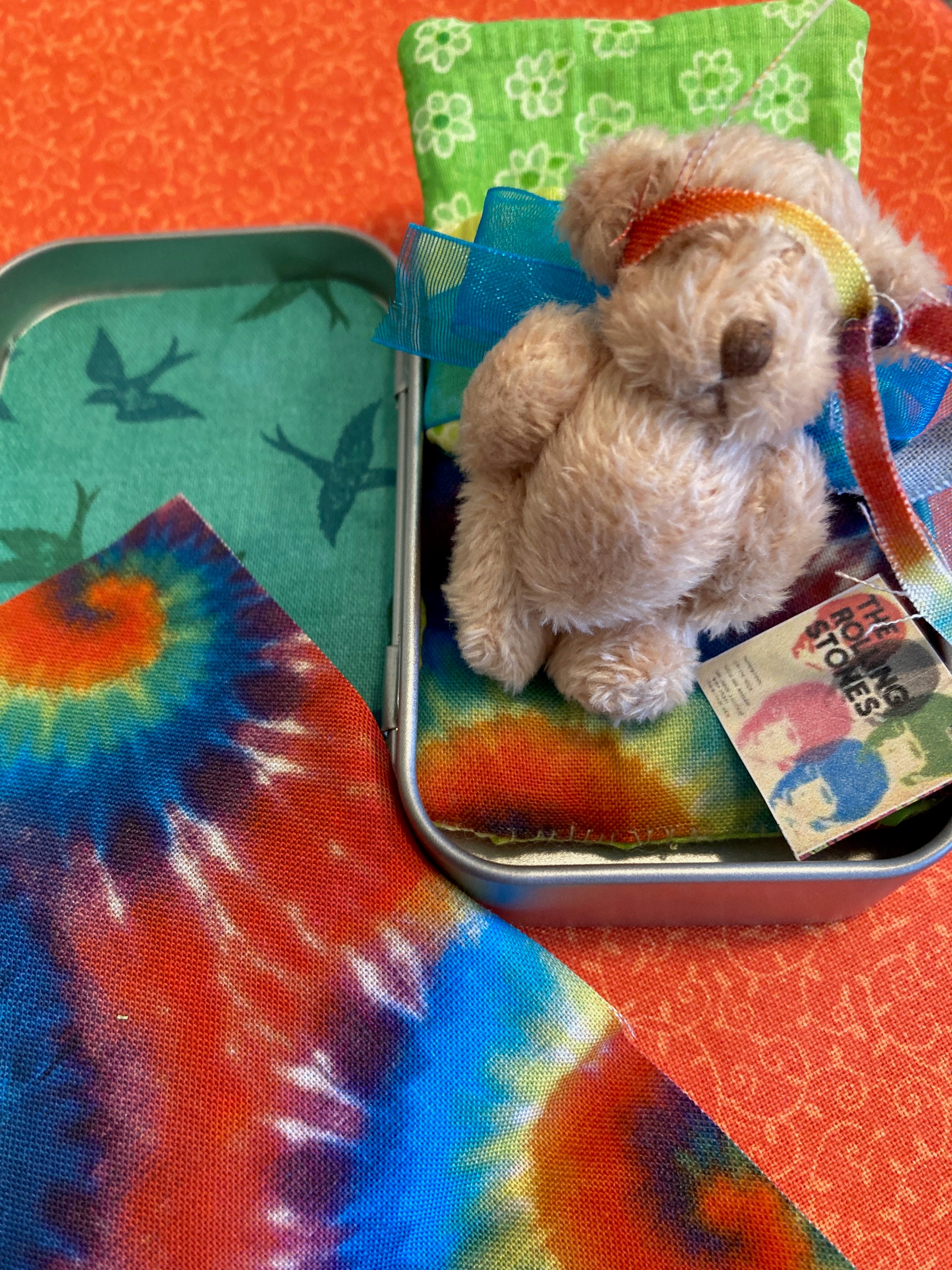 Tie-dye Teddy Bear Little Pocket Bear in Tin Tiny Hug Bear Worry Pet ...