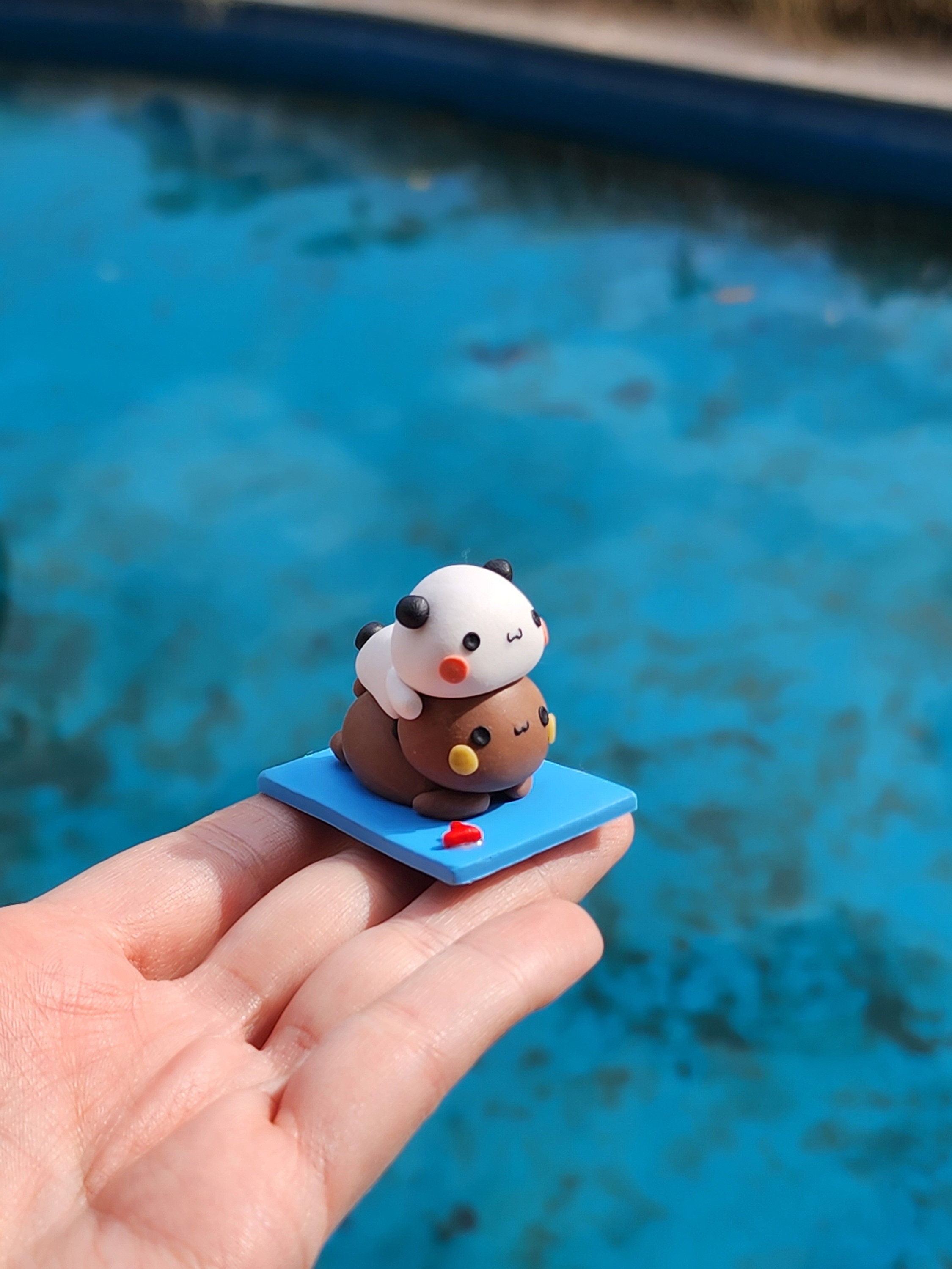 Bubu Dudu Auf einer Yogamatte Mini Figur / Pfirsich Goma Miniatur