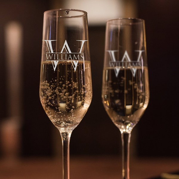 Personalized Champagne Flutes, Engraved Champagne Glasses, Custom Champagne Flutes, Engagement Gifts, Wedding Gift, Wedding Champagne Flutes