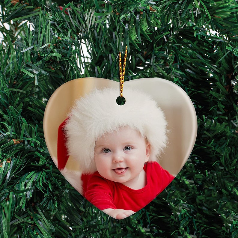 Personalized Christmas Ornament gift idea. personalized ornament gift ideas. christmas gift ideas for mom and dad. christmas gift ideas for newlyweds, christmas gift ideas on a budget christmas gift ideas for babys first christmas. personalized gift ideas for christmas. 