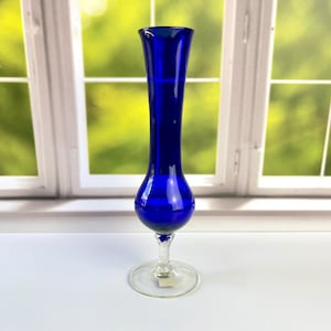 Vintage Cobalt Blue Glass Vase~Hand Blown Cobalt Blue Glass Pedestal Bud Vase~Japan Art Glass~Mid Century Mod Collectible Blue Glass Display