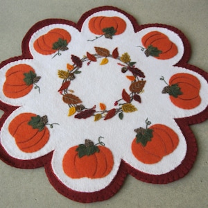 PDF Pattern: Autumn Harvest Penny Rug, Instant Download, Autumn / Fall Decoration. Wool, Wool Felt, Applique.