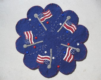 PDF Pattern: Stars and Stripes Penny Rug, Instant Download, 4th of July / Summer Decoration. Wool, Wool Felt, Applique.