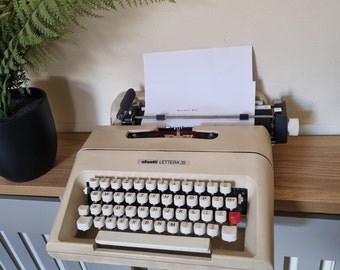 Olivetti 35 1970s Vintage Working Typewriter