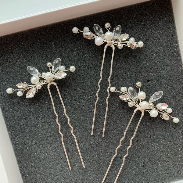 Bridal Hair Pins set of 3, Crystal Wedding hair accessories, Pearl hair clips, Wedding hair piece Silver