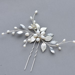 Wedding hair pin, Bridal hair pin pearl, silver hair clip wedding, pearl accessory