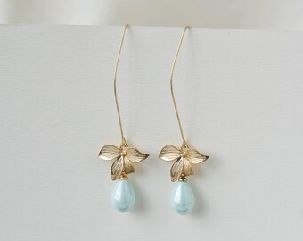 Boho Earrings, Long Bridal Earrings, Boho Jewelry, Bridesmaid Gift, Wedding earrings, Light Blue pearl earrings, Flower earrings gold