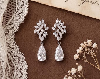 Diamond Dainty Leaf Bridal earrings, Wedding silver crystal jewelry, minimalist drop cz earrings, Bridesmaid earrings gift for her