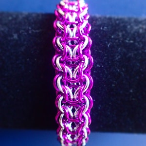 Elfweave Chainmail Bracelet with Border image 3