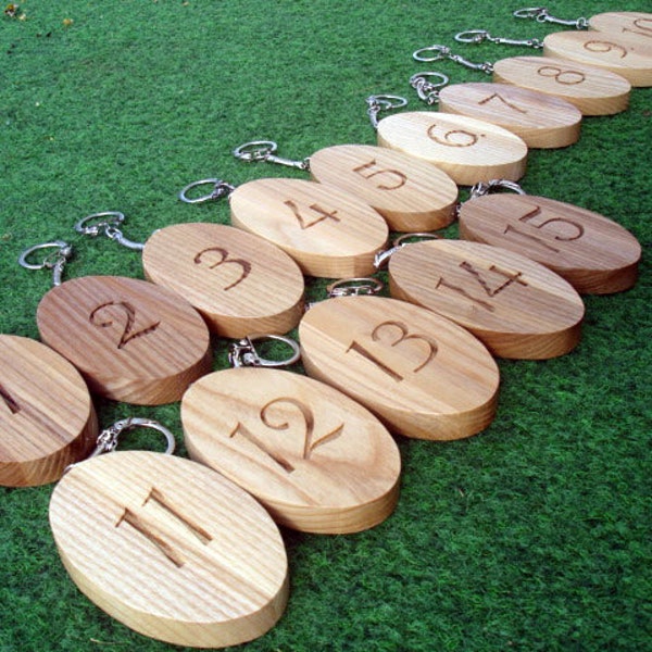 Porte-clés en bois de forme ovale En bois Porte-clés coupé à la main avec des nombres de 1 à 15 Numéro 1, 2, 3, 4, 5, 6, 7, 8, 9, 10, ... 15