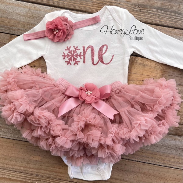 Baby Girl 1st Birthday Outfit, Rose Gold Silver Glitter Snowflake One, Winter Onederland Birthday Girl, Vintage Pink Dusty Rose Gold Tutu