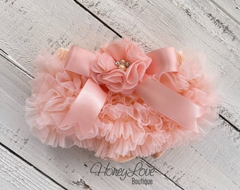 Peach Baby Girl Ruffle Bloomers, Ruffle Diaper Cover, Newborn Baby Shower Gift, Toddler Bloomers, Peach Outfit, Little Baby Girl Photo Prop