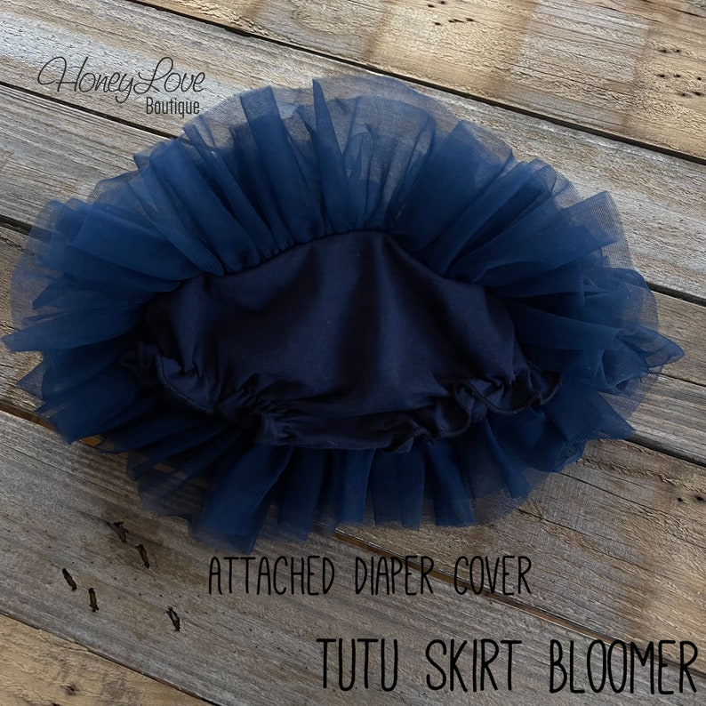 Navy Blue Baby Girl Tutu Skirt Bloomers, Ruffle Diaper Cover, Pettiskirt, Newborn Baby Shower Gift, Toddler Tutu, Navy Baby Girl Outfit zdjęcie 7