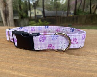 Purple Paw Print dog collar