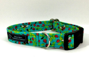 Bees and Strawberries dog collar,luxury dog collar, Dogs, Pets, made in Scotland, bees, turquoise, leaves