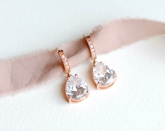 Boucles d'oreilles pendantes en cristal en or rose, créoles Huggie, zircons cubiques, bijoux de mariée
