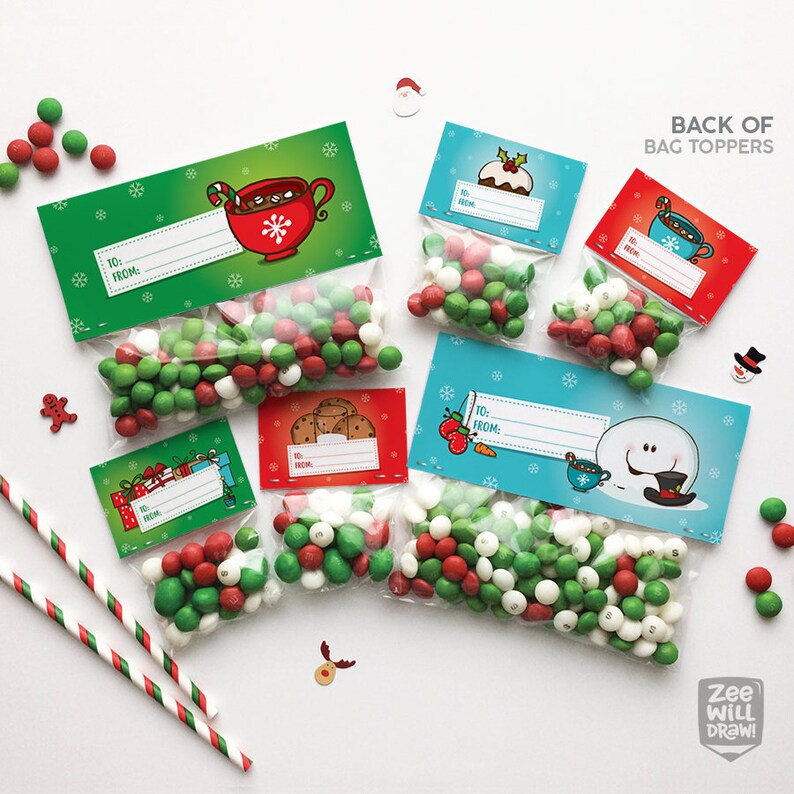 K&ouml;nnte beinhalten: Ein Satz von sechs druckbaren Weihnachtsgeschenkt&uuml;ten-Toppern mit festlichen Designs, darunter ein Schneemann, eine Tasse hei&szlig;e Schokolade, ein Lebkuchenmann, ein Weihnachtspudding und ein Stapel Geschenke. Die Topper sind auf wei&szlig;em Karton mit bunten Illustrationen gedruckt und haben leere Felder zum Beschriften mit "An:" und "Von:".
