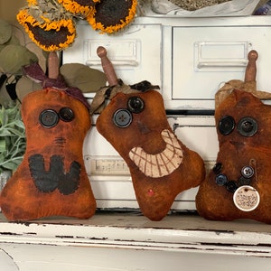 Primitive-Grungy-Pumpkins, set of 3 Quilted Jack o lanterns