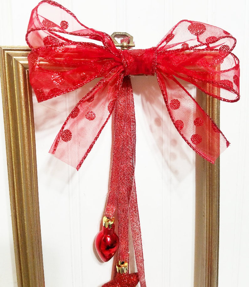 Christmas Picture Frame Wreath