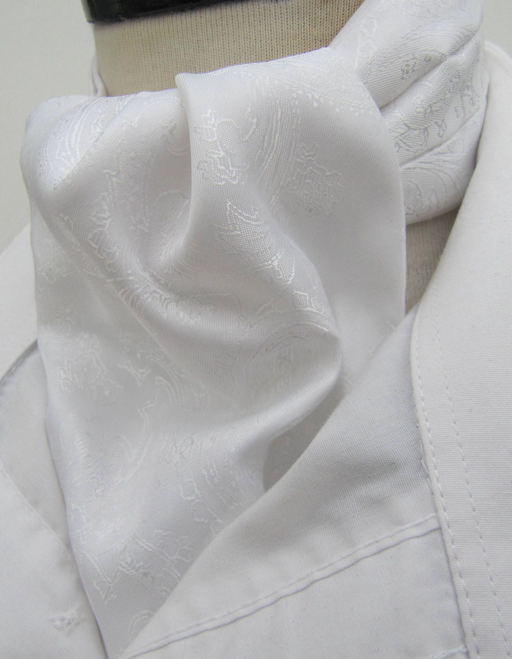 Mens Pure White Paisley Satin Ascot Cravat and Matching Pocket - Etsy UK