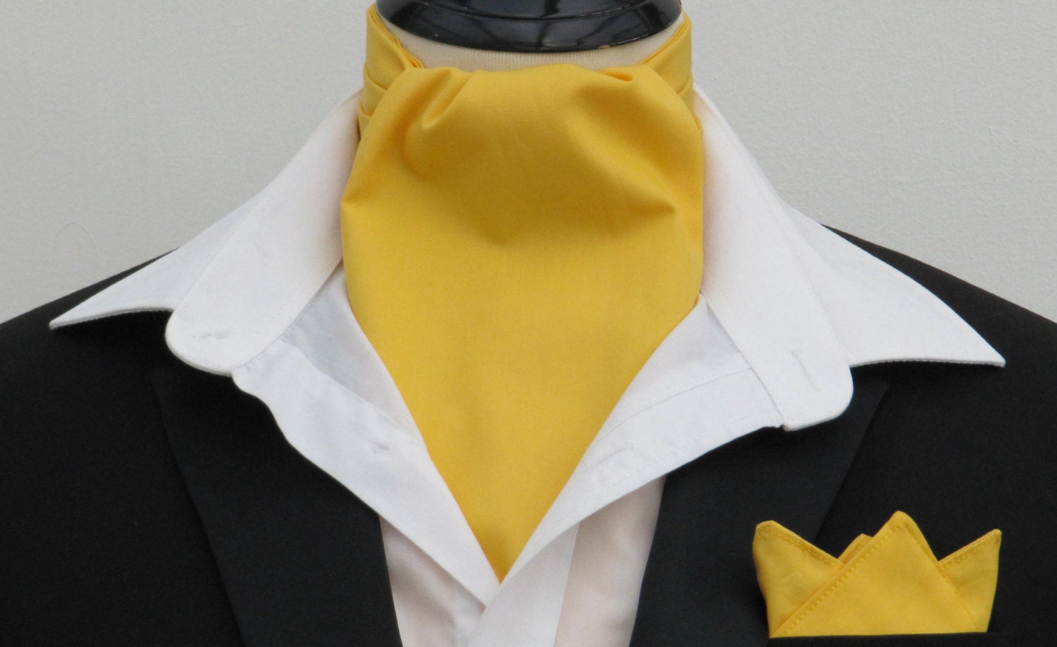 Mens Yellow Plain 100% Cotton Ascot Cravat / Square