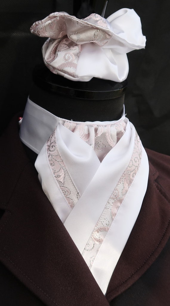 Seda sintética blanca atada lista con detalle de brocado plateado y rosa  Corbata/coletero para montar a caballo -  España