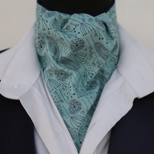 Mens Aqua and Navy Leaf Design Cotton Ascot Cravat and Pocket Square