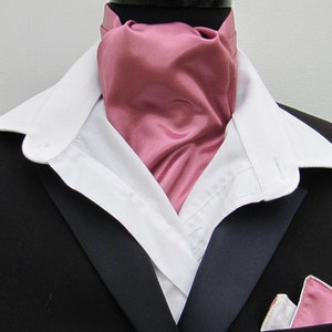 Herren Dusty Pink Faux Silk Ascot Krawatte / Einstecktuch