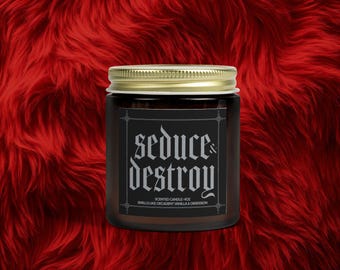 SEDUCE & DESTROY キャンドル | 魅惑的なゴシックホームの香り、ダークバニラ、ヴィランの時代のエネルギー、ファム・ファタールの雰囲気、セクシーなゴス、ロマンティックなゴス