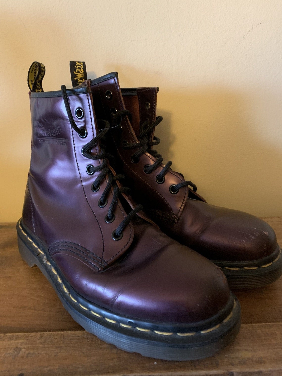 weight of a pair of dr martens boots