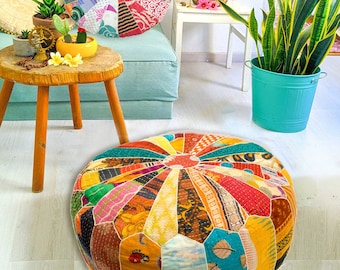 Capa otomana pufe marroquino: almofada de chão boho de algodão reciclado com patchwork e apoio para os pés