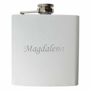 Datum oder Logo Personalisierte Flachmänner mit Gravur aus Edelstahl personalisierbar mit Namen Geschenk Flachmänner zur Hochzeit Geschenkideen mit Geschenkbox Schnapsflasche Walnussholz Datum oder Logo Personalisierte Flachmänner mit Gravur aus Edelstahl personalisierbar mit Namen Geschenk Flachmänner zur Hochzeit Geschenkideen mit Geschenkbox Schnapsflasche Walnussholz