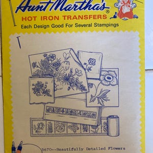 Beautifully Detailed Flowers #3670 Aunt Martha’s Hot Iron Transfer for Embroidery Designs for Towels Pillowcase Napkin Tablecloth NEW