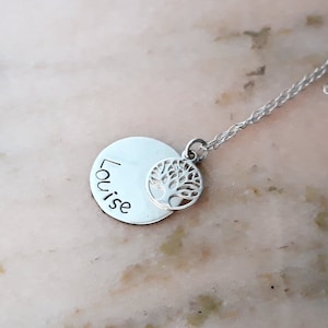 Collier personnalisé prénom argent massif médaille porte bonheur cadeau personnalisé, cadeau baptème image 1