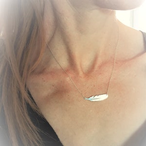 925 silver feather necklace, boho chic style *light*soft*discreet*