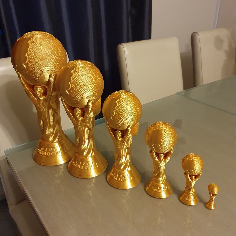 Réplique du Trophée de la Coupe du Monde de la FIFA de 6cm Etsy France Réplique du Trophée de la Coupe du Monde de la FIFA de 6cm Etsy France