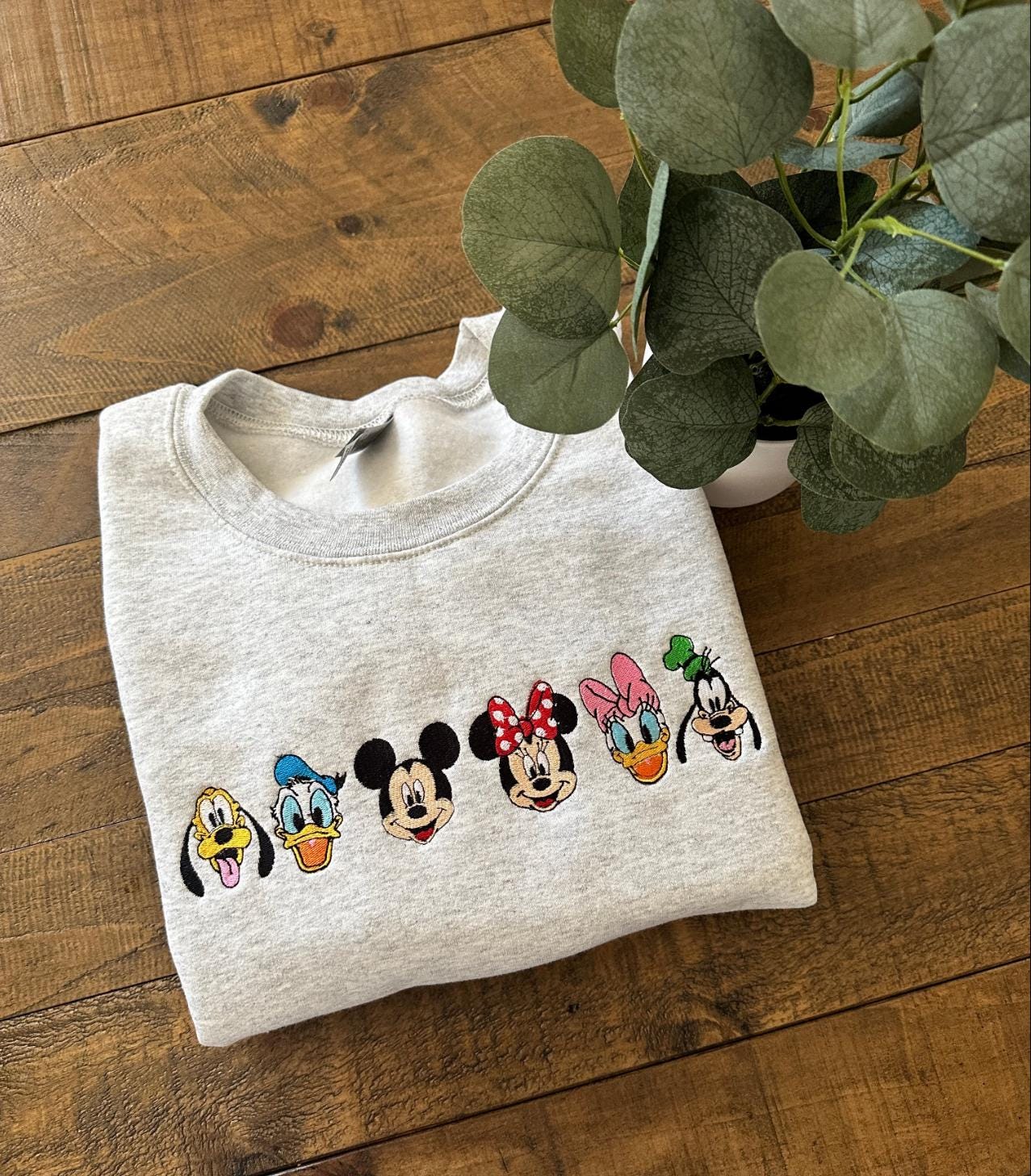 ディズニーランド ミッキー＆フレンズ 刺繍Tシャツ、ウォルト 