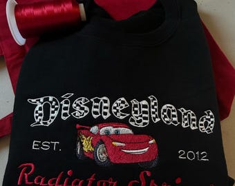 Camiseta bordada de Radiator Springs Disneyland, sudadera de Disney Cars, sudadera con capucha bordada de coches de carreras de Disneyland, regalo para amantes de los coches