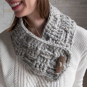 Crochet Scarf Pattern - Unisex - Crochet Shawl with Button - Women&#39;s Men&#39;s Neck Warmer - Winter Accessories - Handmade Gift Idea for Men