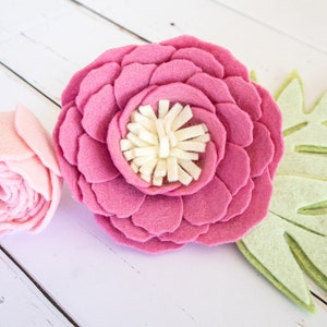 Peony Felt Flower PATTERN Template with Video Tutorial no-sew felt Pattern PDF, SVG cut file Party favors, wreaths, Cricut, Silhouette image 2